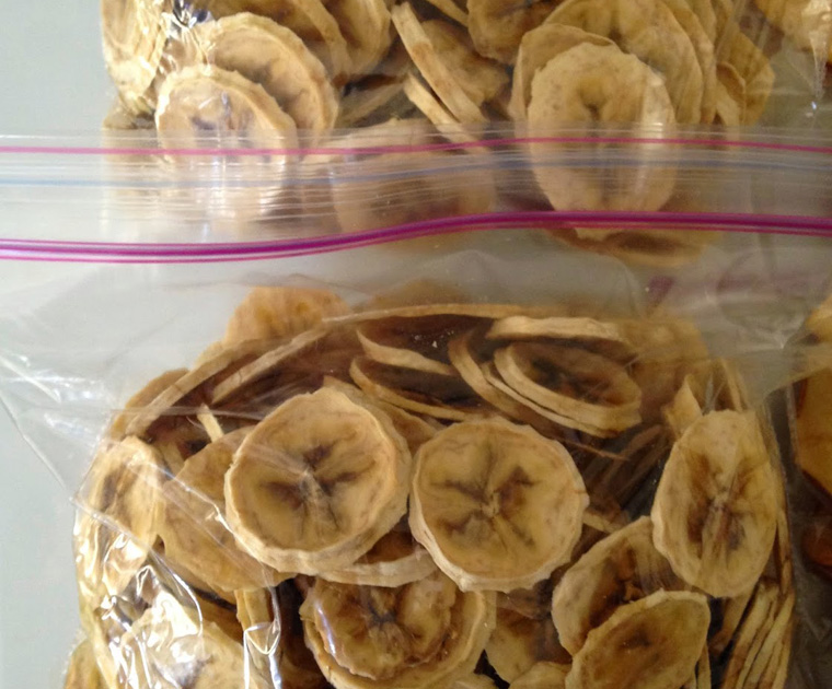 dehydrated-banana-chips