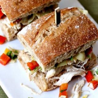 shredded-chicken-artichoke-slider